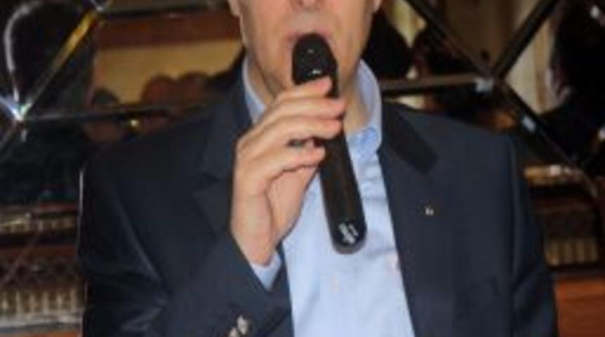 Gazetecilerden Vali Taşkesen'e Doğum G&uuml;n&uuml; S&uuml;rprizi