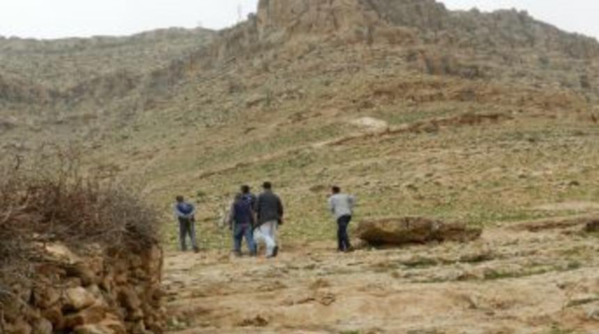 8 Saat S&uuml;ren Elektrik Kesintisi Eşek Yardımı Ile Giderildi