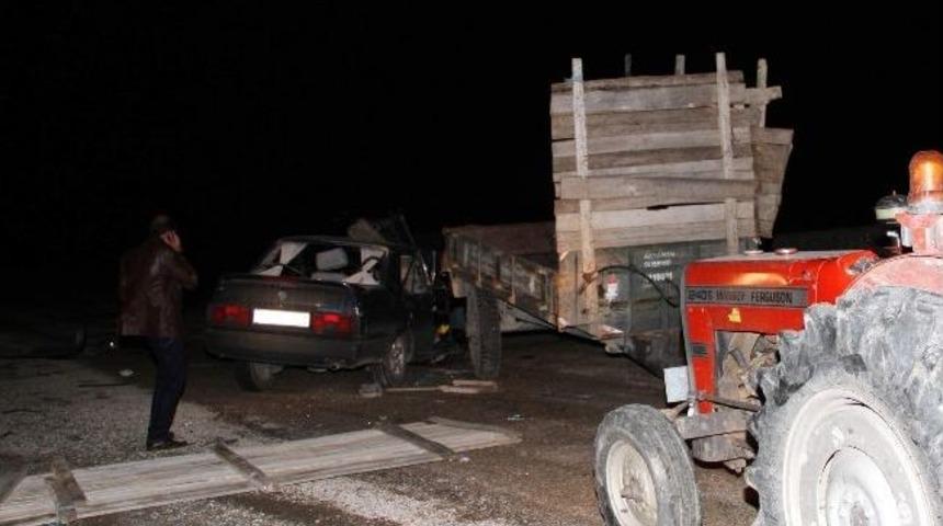 Suşehri&rsquo;nde Trafik Kazası: 4 Yaralı