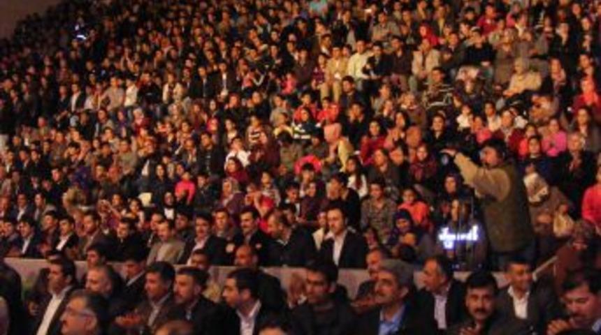 Viranşehir Iraklı &Ccedil;ocukları Bağrına Bastı