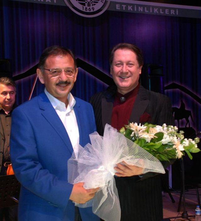 Ahmet &Ouml;zhan Kayserililerle Buluştu 1