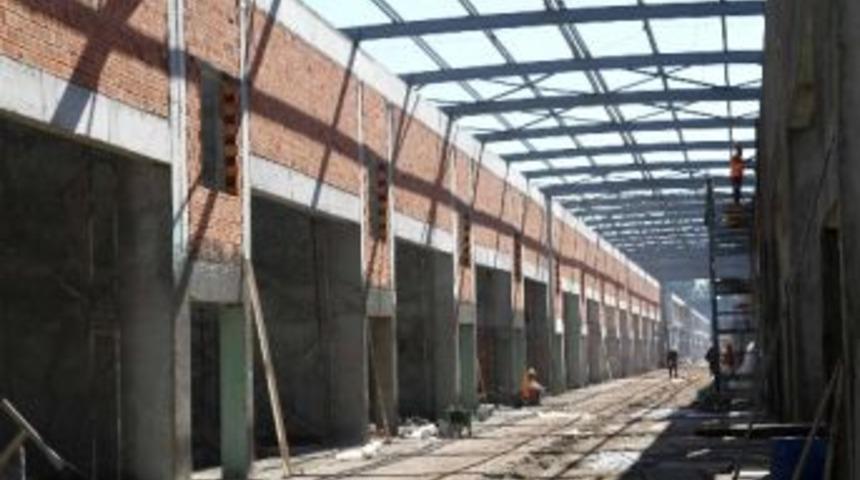 Yeni Hal Binası Yapımı Devam Ediyor