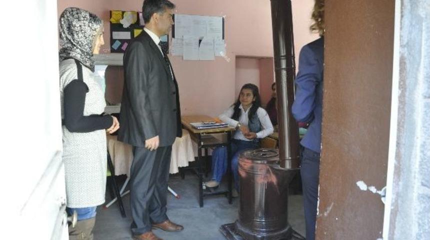 Siverek Kaymakamı Kadın K&uuml;lt&uuml;r Merkezini Ziyaret Etti