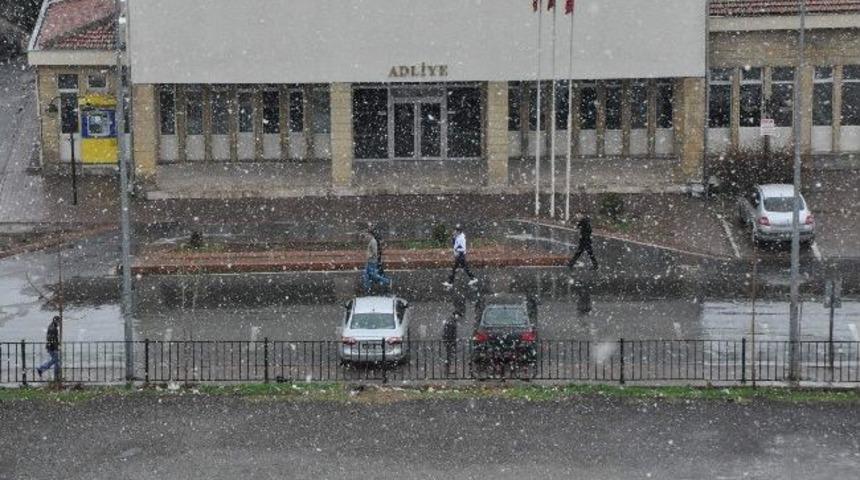 Kayseri&rsquo;ye Kar S&uuml;rprizi