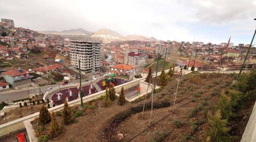 Mamak&rsquo;ta Parklar Bahar İ&ccedil;in Hazırlanıyor