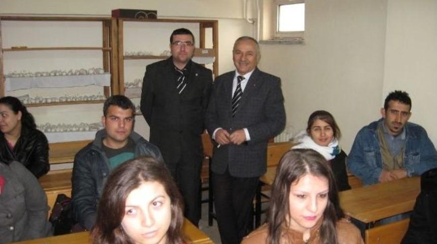 A&ccedil;ık &Ouml;ğretim &Ouml;ğrencilerine Seminer