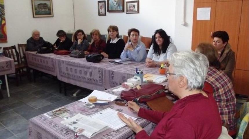 Ayvalık &Ccedil;ydd &Ouml;ğrenci Velileriyle Buluştu