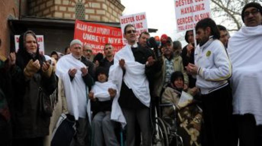 Umre Hayali Kuran Engelliler, Hacı Bayram'da Ihram Giyip, Dua Etti