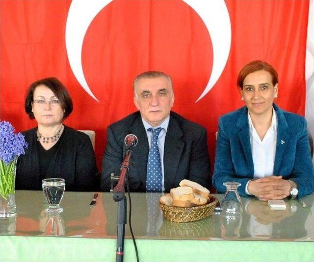 Mhp’li Uzunırmak Şehit Ve Gazi Aileleriyle Buluştu