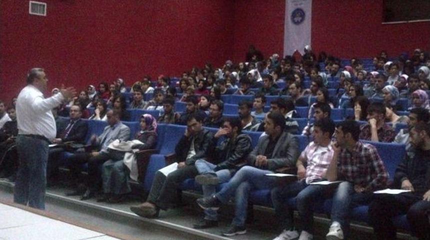 &Ouml;ğrencilere &lsquo;stres Y&ouml;netim&rsquo; Semineri