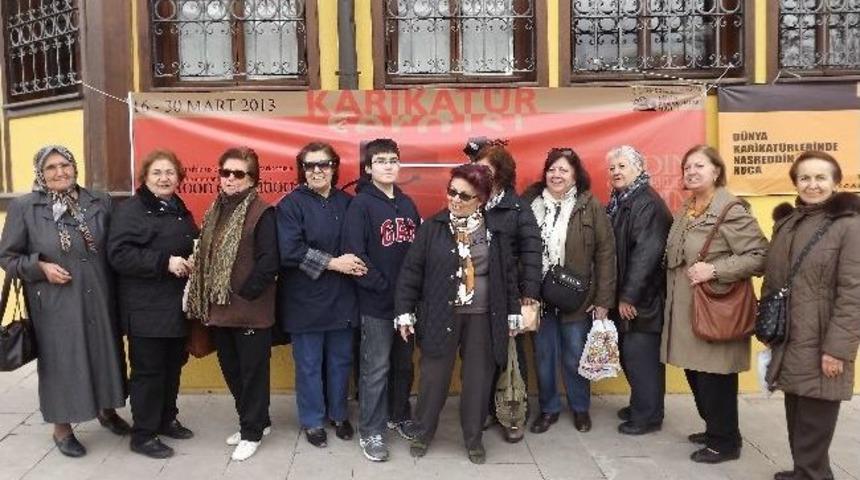 Eskişehir'de 'uluslararsı Kadın Karikat&uuml;ristler' Sergisi