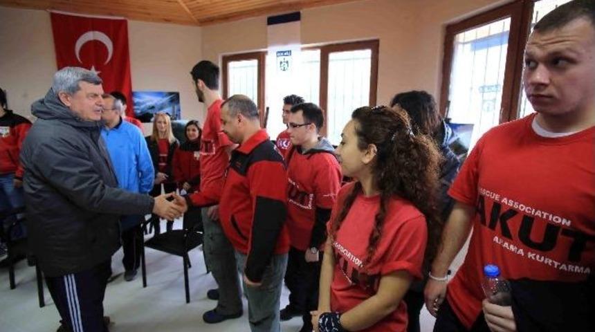 Karaosmanoğlu Akut Gebze Şubesini A&ccedil;tı