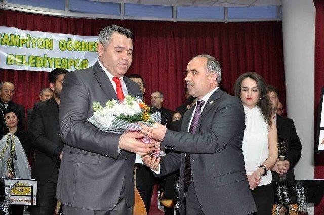 G&ouml;rdes Belediyespor da Şampiyonluk Sevinci 1