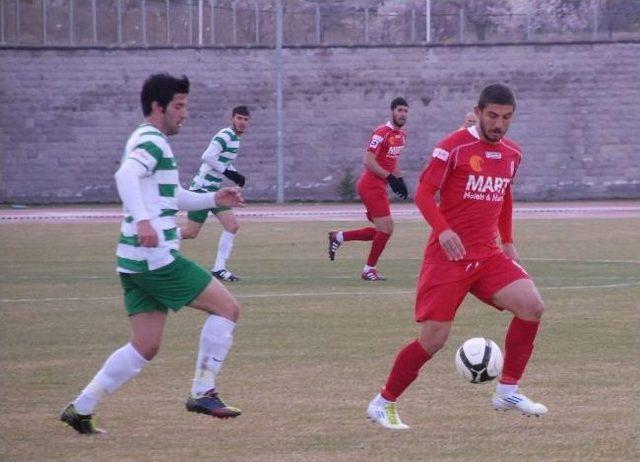 Kayseri Şekerspor: 1 - Tekirova Belediyespor: 3 1