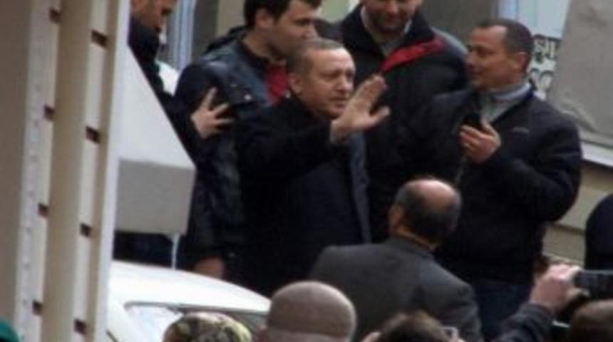 Başbakan Erdoğan Dostlarını Ziyaret Etti