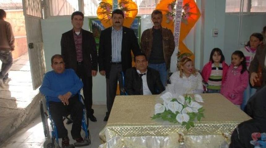 Besni&rsquo;de Aşk Engel Tanımadı