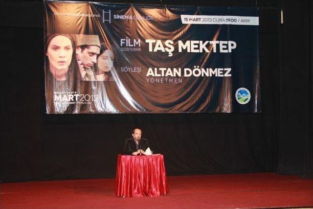 Altan Dönmez Taş Mektep’i Anlattı