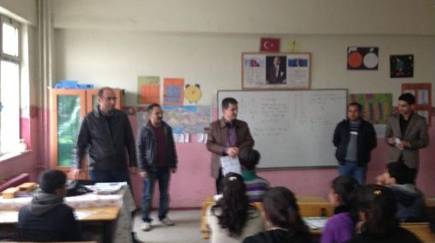 Kulp Kaymakamı Mehmet Maraşlı Kursları Ziyaret Etti