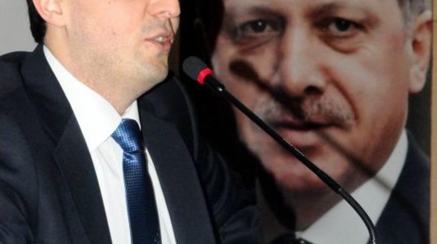 Zengin: Parlamenter Sistemin Kronik Sorunu Istikrarsız H&uuml;k&uuml;metler