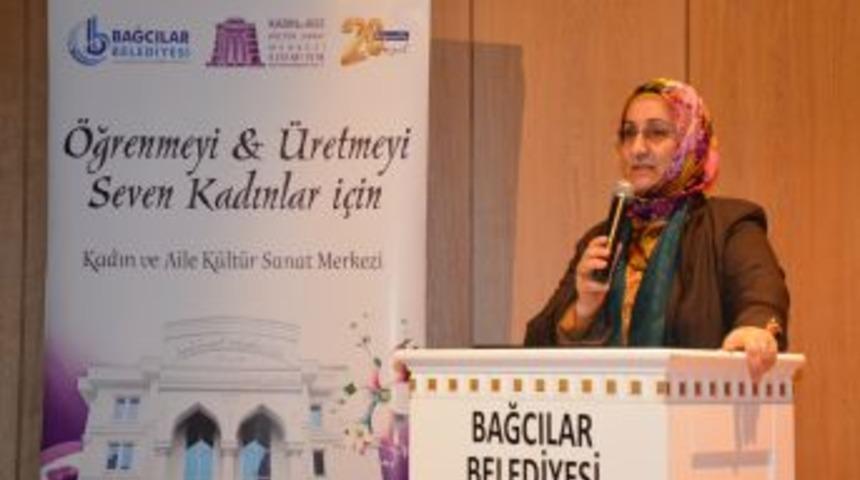 Bağcılar Belediyesi'nden Ailelere &Ccedil;ocuk Yetiştirme Semineri