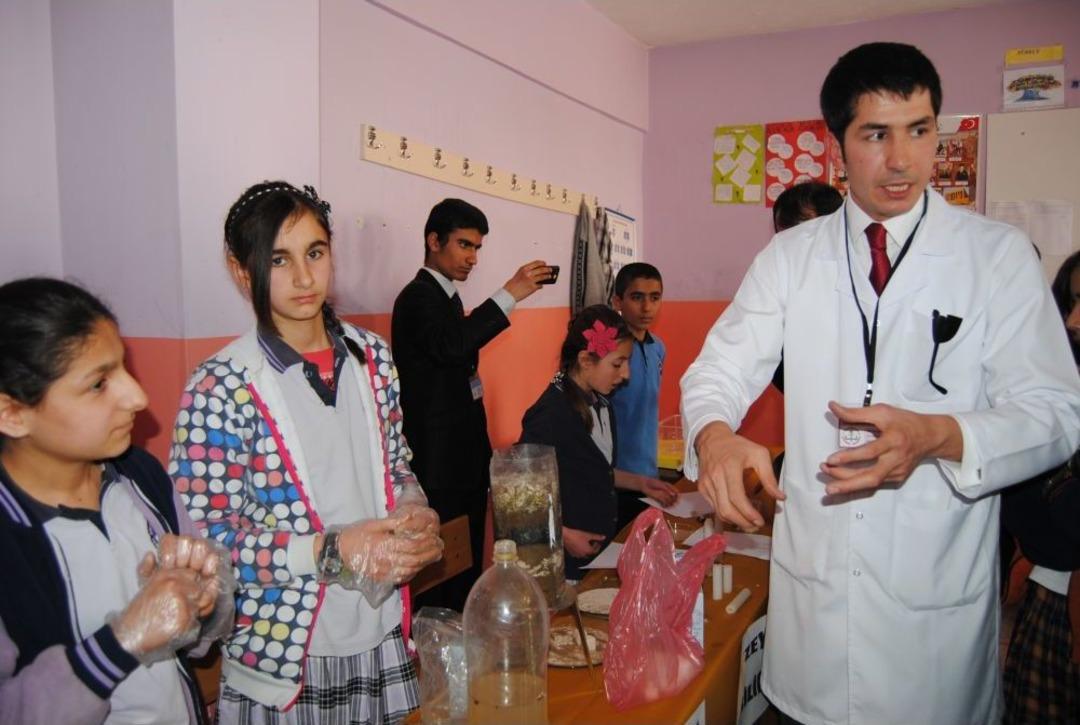 Y&uuml;ksekova'da Bilim Ve Teknoloji Şenliği