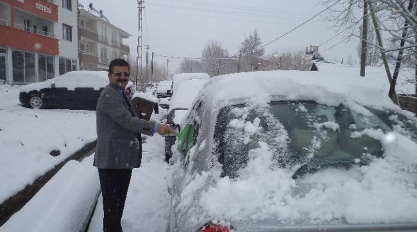 Varto&rsquo;da Kar Yağışı