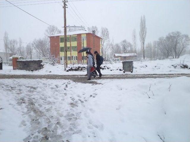 Varto&rsquo;da Kar Yağışı 1