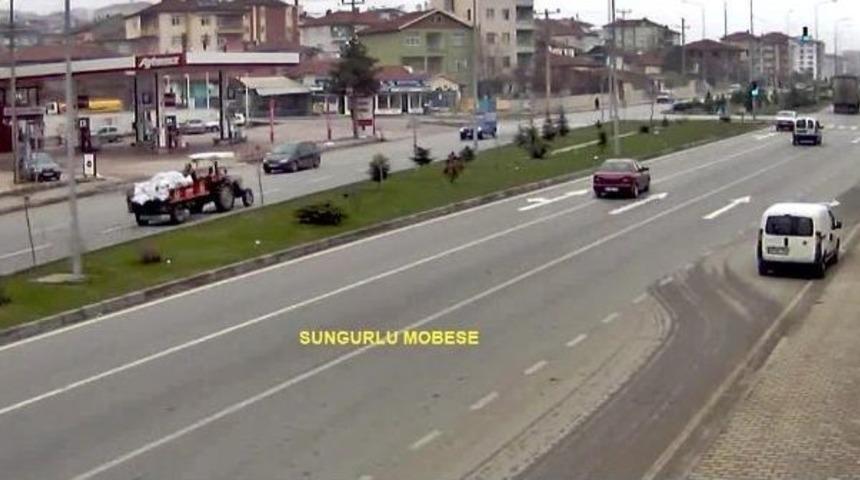 &Ccedil;orum'da Trafik Kazaları Mobese'de