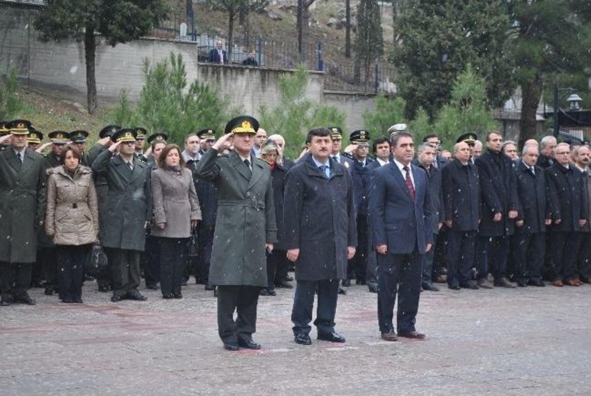 Amasya&rsquo;da Şehitler Dualarla Anıldı