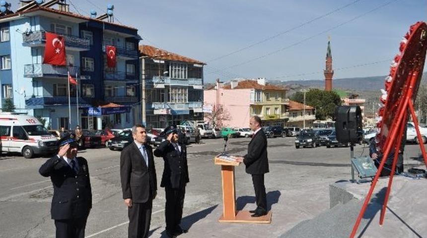 Demirci&rsquo;de 18 Mart Kanakkale Deniz Zaferi Ve Şehitler G&uuml;n&uuml; Programı D&uuml;zenledi