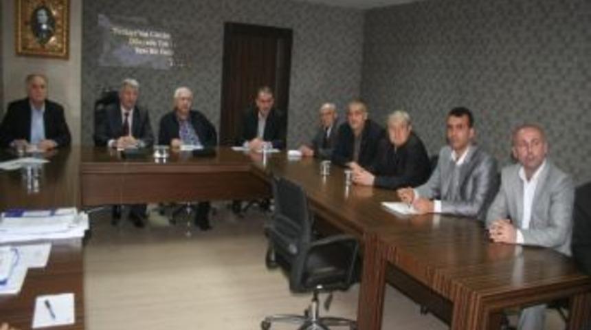 İmar Komisyonundan Muhtarlara Bilgilendirme