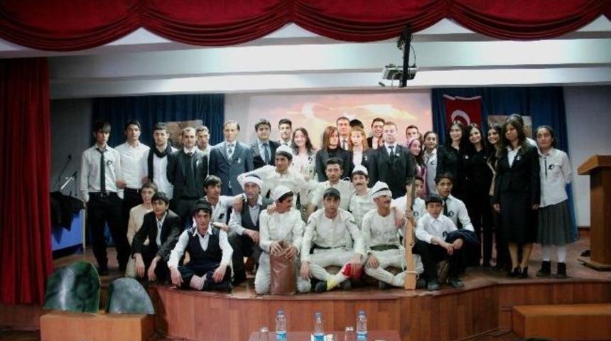 18 Mart &Ccedil;anakkale Zaferi'nin Yıld&ouml;n&uuml;m&uuml; Ve Şehitleri Anma G&uuml;n&uuml;