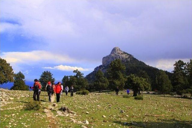 Doğaseverler Karaisalı yı Gezdi 2