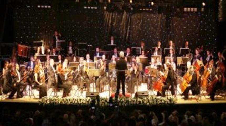 Cumhurbaşkanlığı Senfoni Orkestrası Kayserilileri B&uuml;y&uuml;ledi