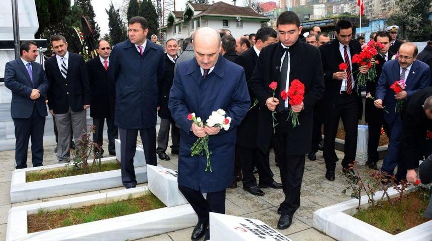 Bakan Bayraktar: Şehitler, Tarihin Kalbidir