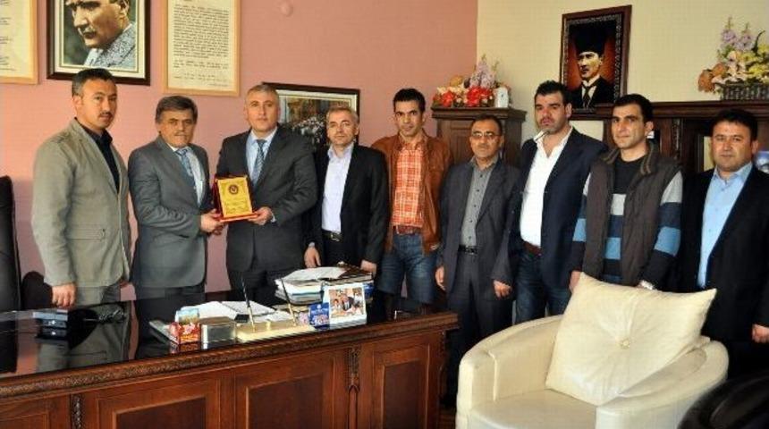 Vatan Şehitleri Derneği'nden Kardelen Koleji'ne Ziyaret