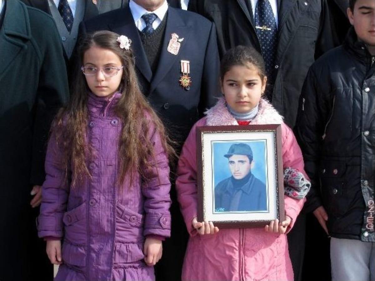 Sivas&rsquo;ta Şehitleri G&ouml;zyaşlarıyla Anıldı