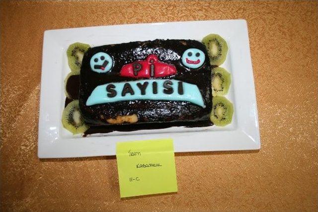 Adana da &lsquo;pi G&uuml;n&uuml;&rsquo; Kutlaması 1