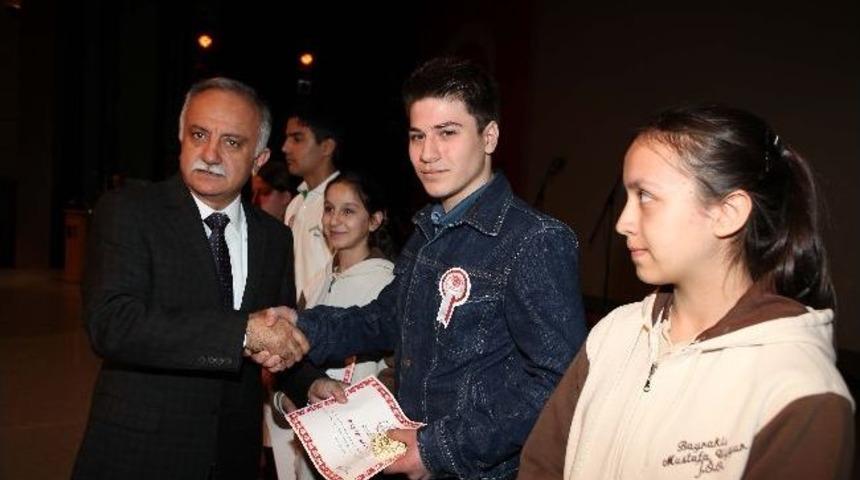 Bayraklılar &Ccedil;anakkale Şehitlerini Andı