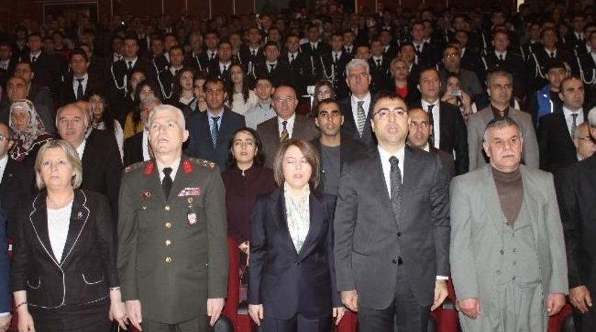 Diyarbakır&rsquo;da 18 Mart &Ccedil;anakkale Şehitlerini Anma Programı
