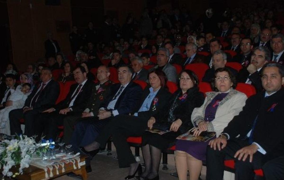 &Ccedil;anakkale T&ouml;renlerinde Duygusal Anlar