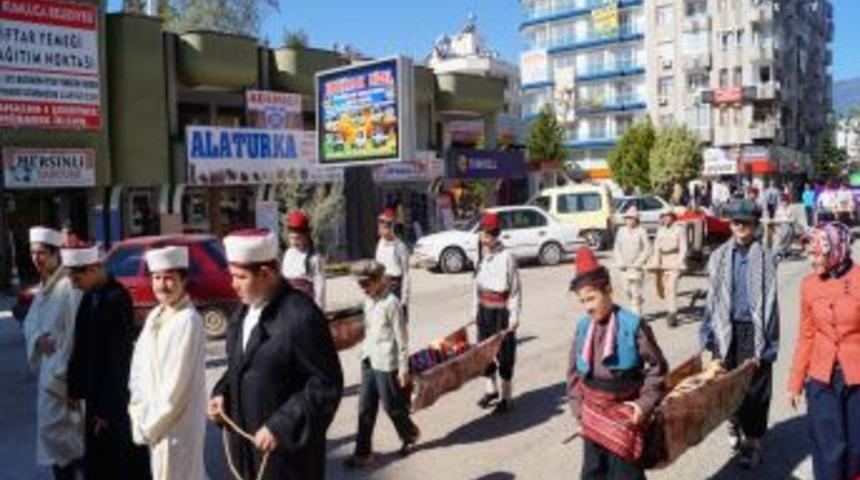 &Ccedil;anakkale I&ccedil;in Y&uuml;r&uuml;d&uuml;ler