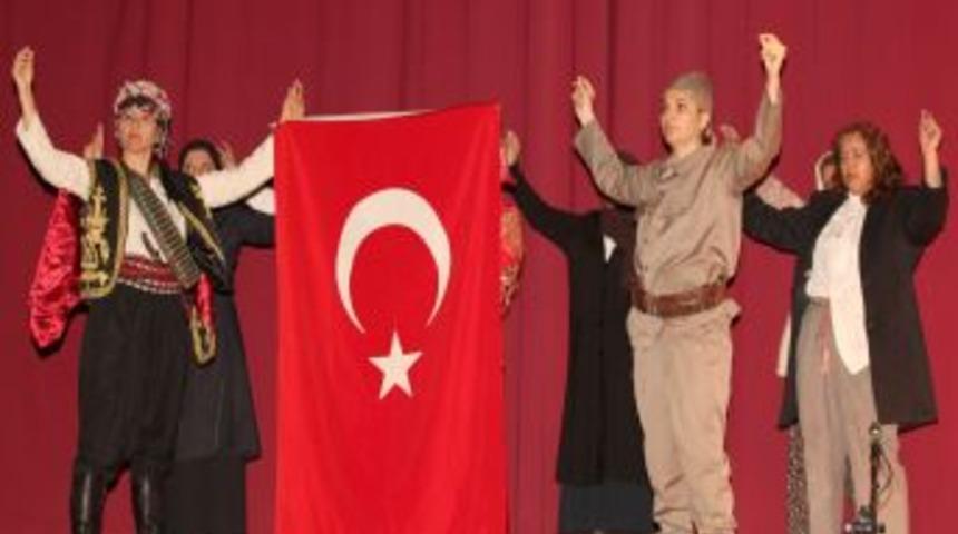 Fethiye'de &Ccedil;anakkale Zaferi Kutlamaları