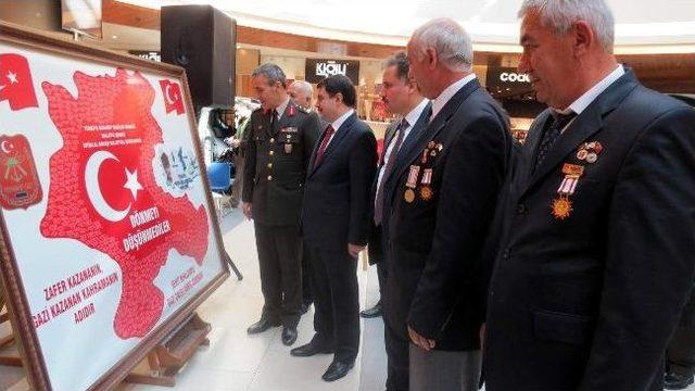 &Ccedil;anakkale Şehitleri Sergisi A&ccedil;ıldı 1