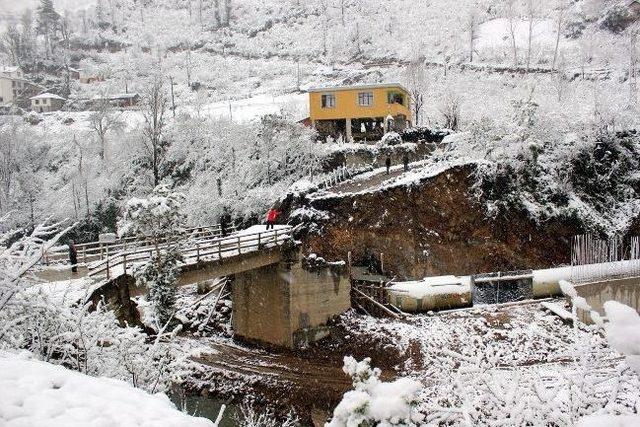 Giresun'da Köylülerden Köprü İsyanı