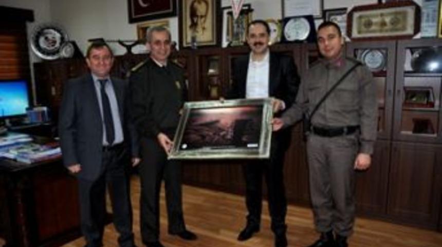 Komutandan Ayaz&rsquo;a ziyaret