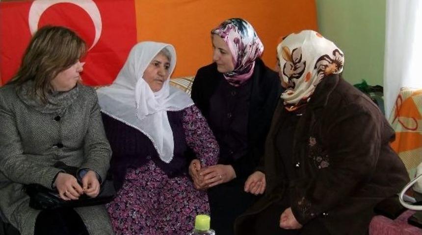 Suşehri&rsquo;nde Şehit Aileleri Unutulmadı