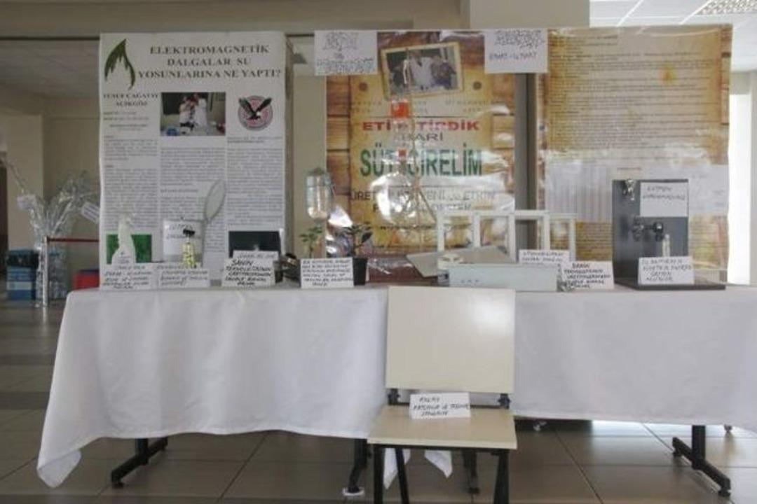 K&uuml;&ccedil;&uuml;k Şahinler B&uuml;y&uuml;k Buluşlar Sergisi A&ccedil;ıldı