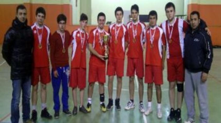 Hentbolcular Yarı Finale Hazırlanıyor