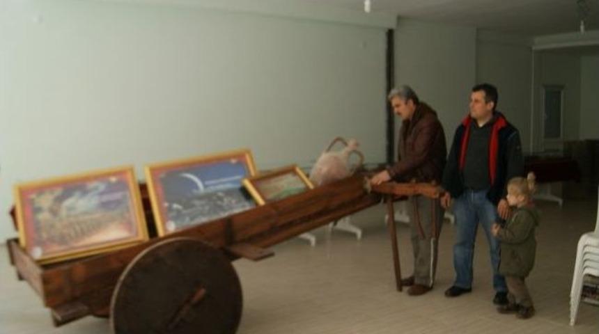 &Ccedil;anakkale Zaferi'nin 98. Yıl D&ouml;n&uuml;m&uuml; Ve Şehitler G&uuml;n&uuml;